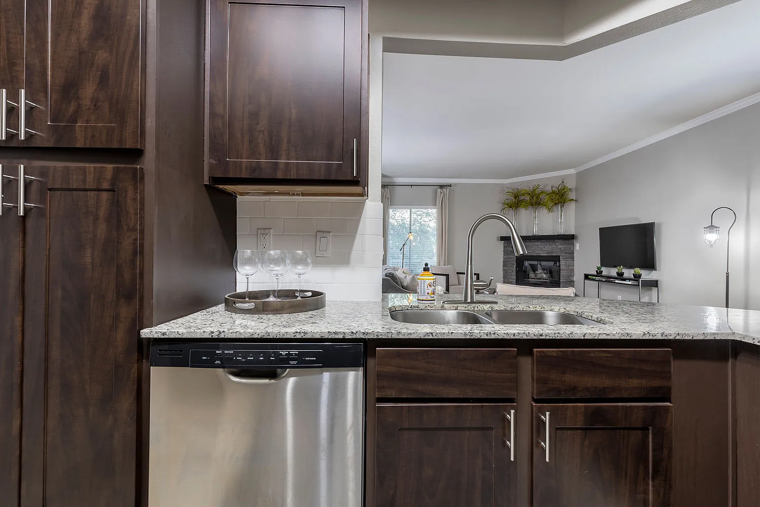 Somerset Townhomes — Photo 4