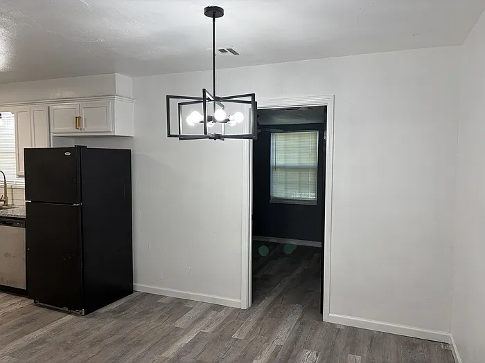 5924 N College St — Photo 5