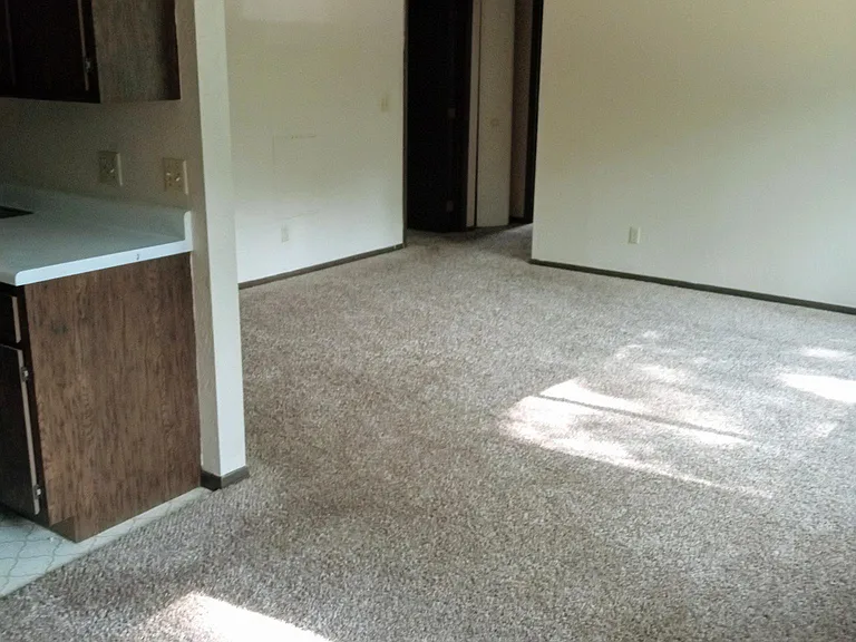 130 5th St W #8 — Photo 5