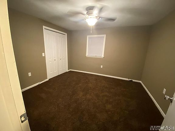 5th image of 2596 Sharon Rose Dr
