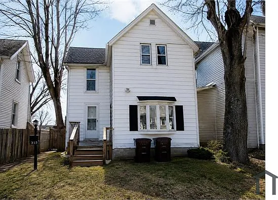 315 W Douglas St #1 — Photo 1