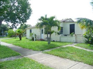 4001 E Greenwood Ave, West Palm Beach, FL 33407