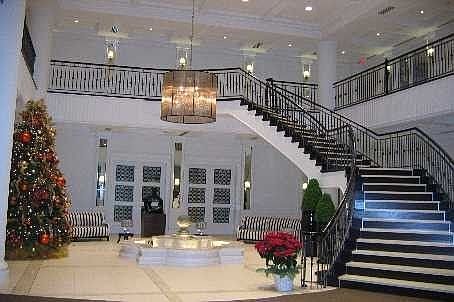 2nd image of 15 Greenview Ave #2611