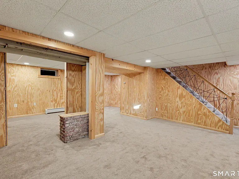 142 N Taylor Ave — Photo 27