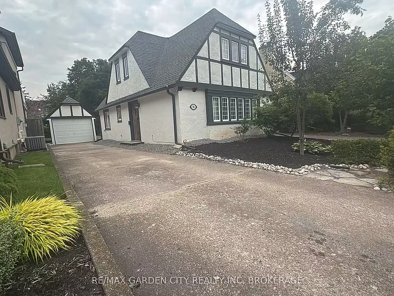 56 South Dr — Photo 1