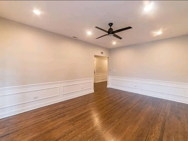 5826 S Michigan Ave #2 — Photo 8