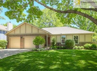 14613 S Blackfoot Dr, Olathe, KS 66062