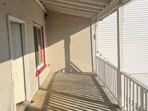 3rd image of 112 Washington Ave #3