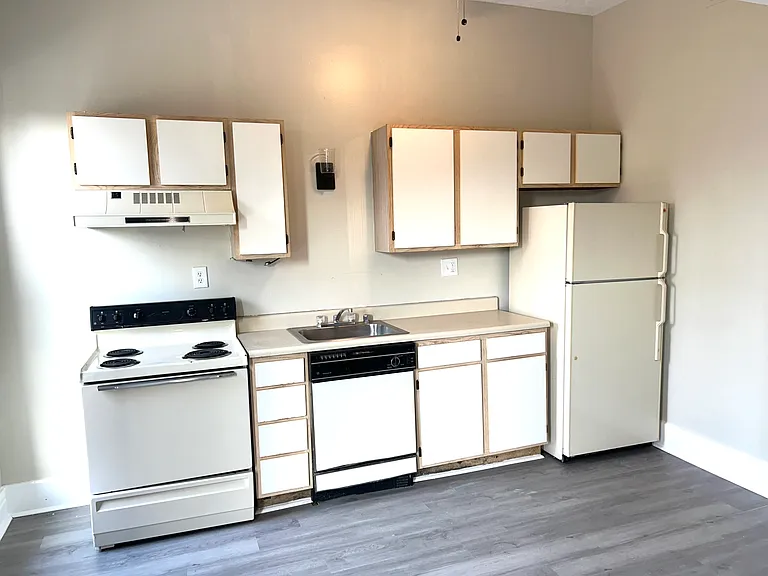 1700 Rosewood Ave #2 — Photo 9