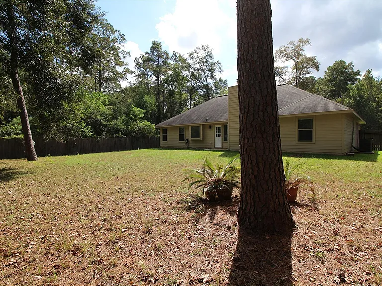 1504 Glen Oaks Dr — Photo 29