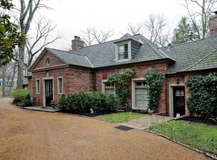 17 Fair Oaks Dr, Saint Louis, MO