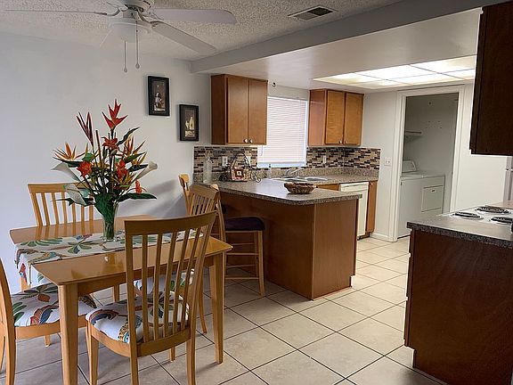Eat in kitchen 