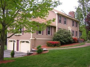 4 Rosewood St, Windham, NH 03087