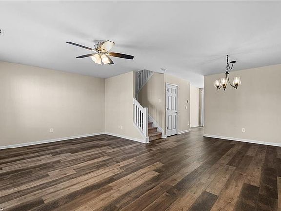 4th image of 659 Grasswren Way