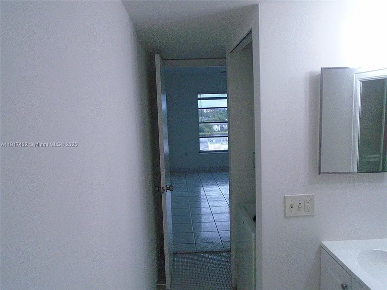 4174 Inverrary Dr #1004 — Photo 38