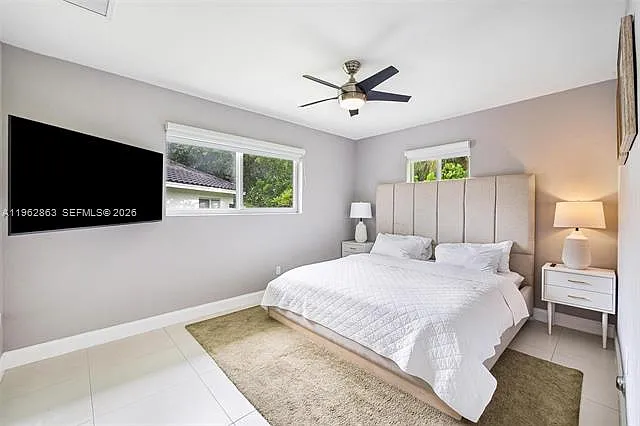 1019 NE 115th St — Photo 6