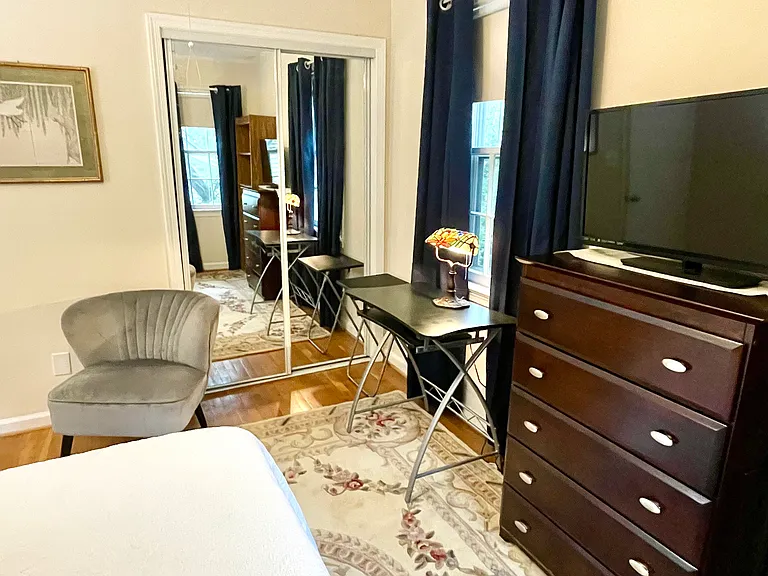Oak Pl — Photo 12