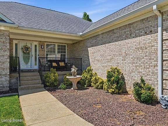 3rd image of 12108 Sentimental Ln