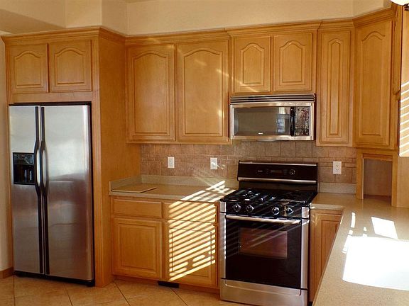 4th image of 320 Brentwood Dr