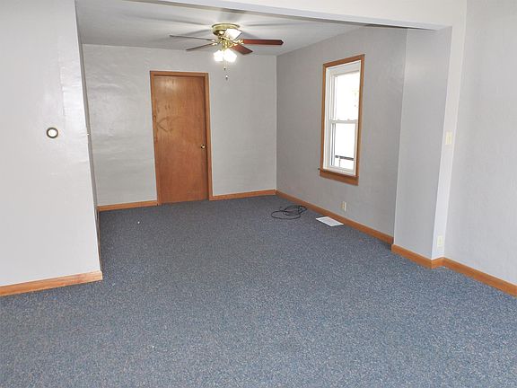 5th image of 645 E Wayne St