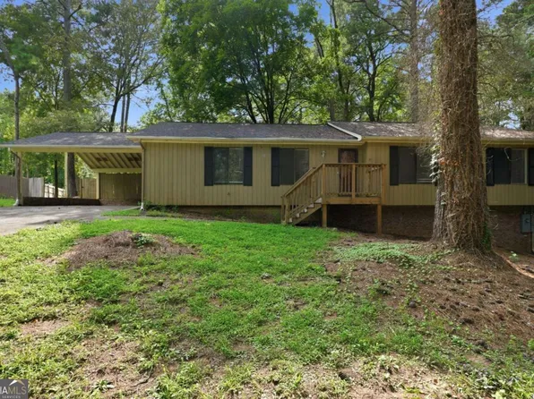 473 Raven Springs Trl, Stone Mountain, GA 30087