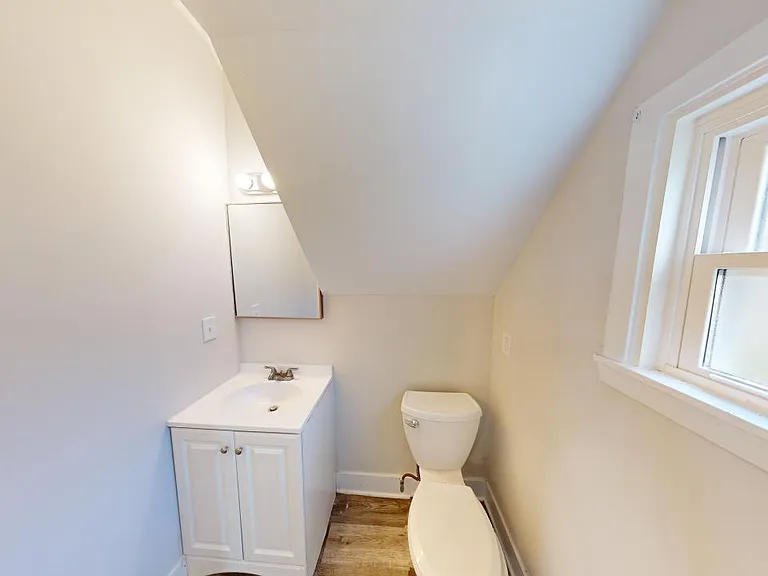 281 Walnut St — Photo 6