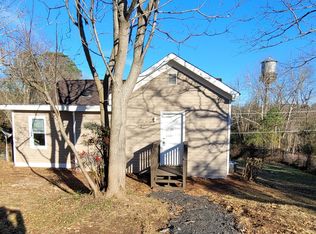 38 Grady Smith St, Grantville, GA 30220