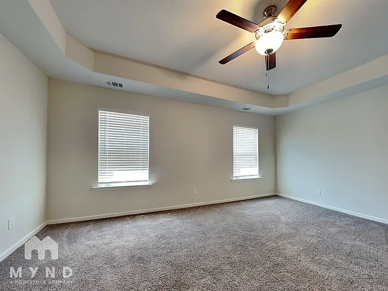 115 Dasher Dr — Photo 9