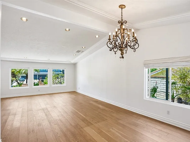 1023 Highlight Dr — Photo 12