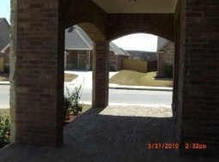 601 Sydney Ln, Burleson, TX 76028
