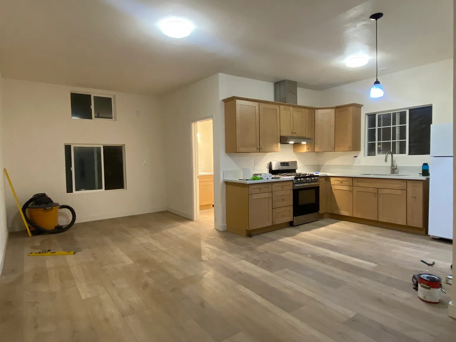 10924 Independence Ave — Photo 4