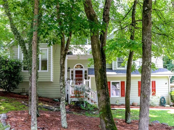 2526 Lorne Ct SW, Marietta, GA 30064