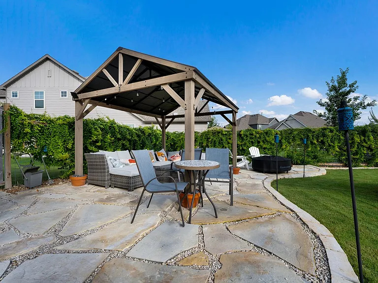 9018 Canopy Bnd — Photo 25