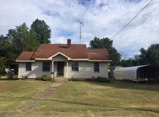 413 Day Ave, Bernie, MO 63822