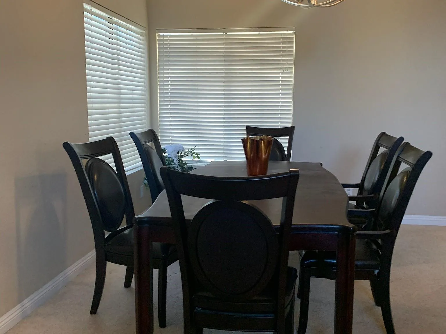 28 E Yvonne Ln — Photo 4