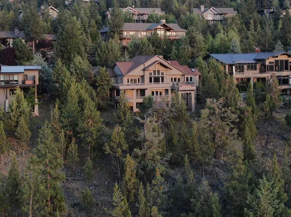 3322 NW Panorama Dr, Bend, OR 97703