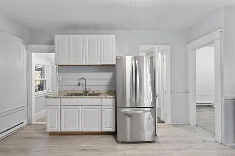 1st image of 77 Wall St #3