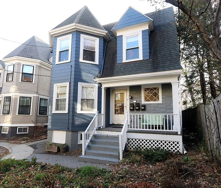 3 bed, 1050 sqft, $4,500 — Photo 1