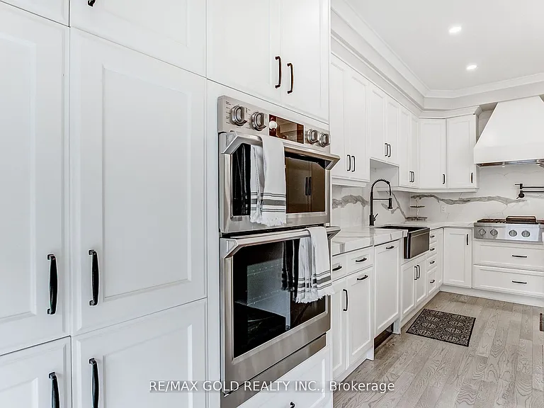 3352 Vernon Powell Dr — Photo 16