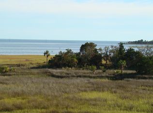 104 3rd Ave E #H201, Horseshoe Beach, FL 32648