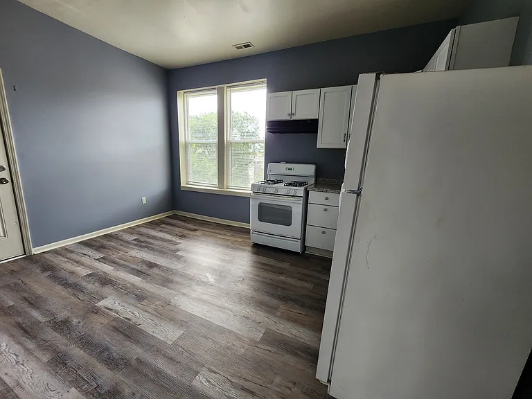 1650 S Saint Louis Ave #1R — Photo 15