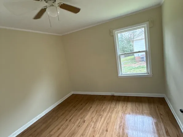 2341 Vacation Dr, Macon, GA 31217