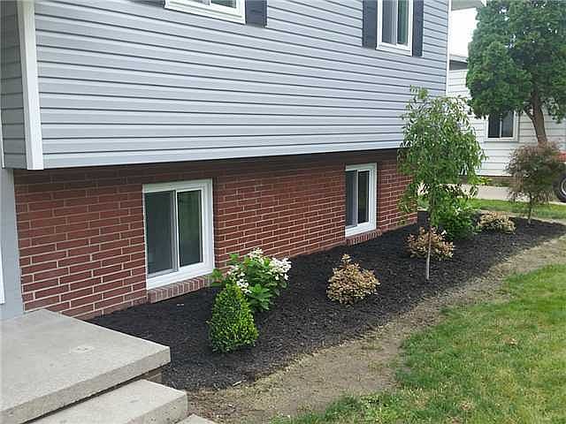 1st image of 3657 Southlawn Dr