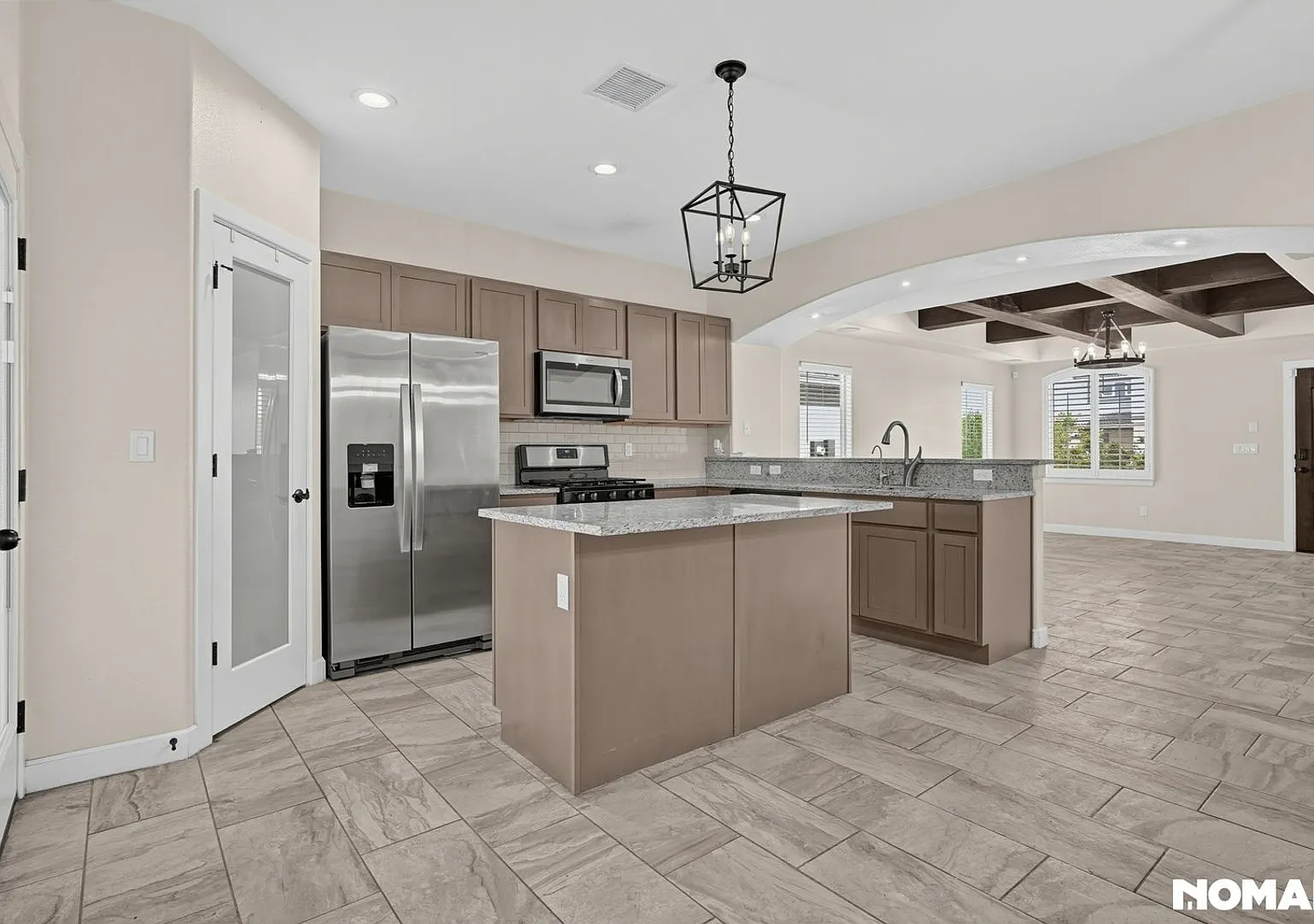 Charming 3BR House in El Paso — Photo 2