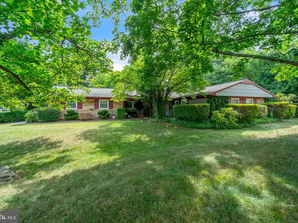 1205 Pennington Ln, Bowie, MD 20716