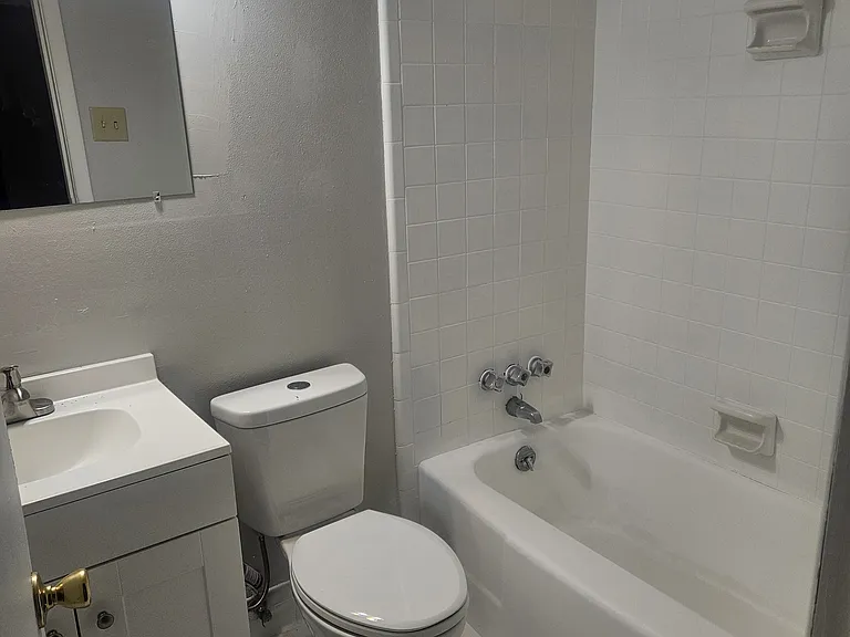914 Bunker Hill Rd — Photo 7