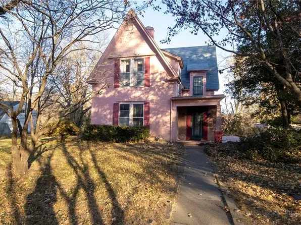 1911 N 22nd St, Saint Joseph, MO 64505