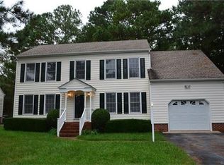 10452 Kings Grant Dr, Henrico, VA 23233