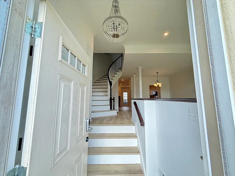 14604 Woodgate Manor Cir — Photo 5