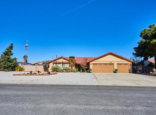15560 Via Montego St, Hesperia, CA 92345